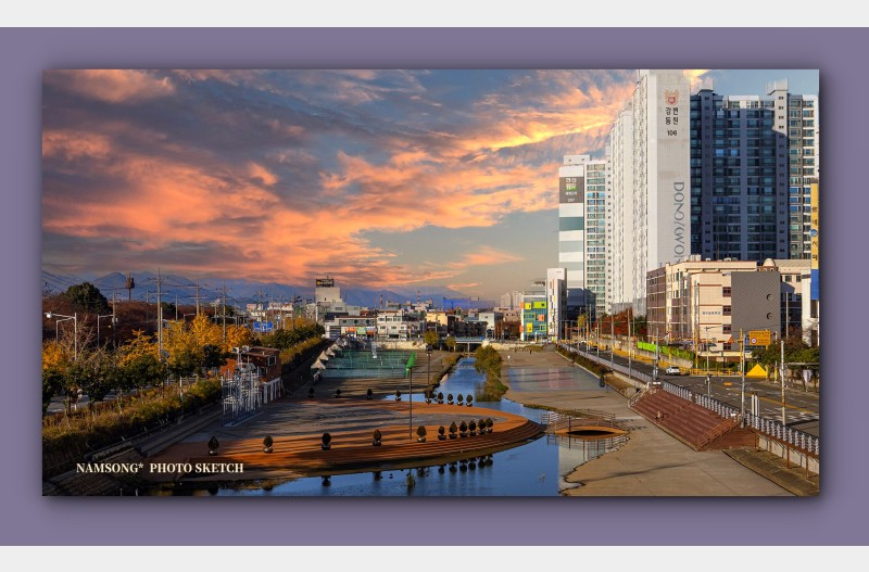 도시의 한 모퉁이에서 ---