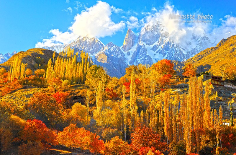 카라코람 하이웨이의 가을